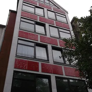studiotel-dusseldorf.dortmundhotels.net/